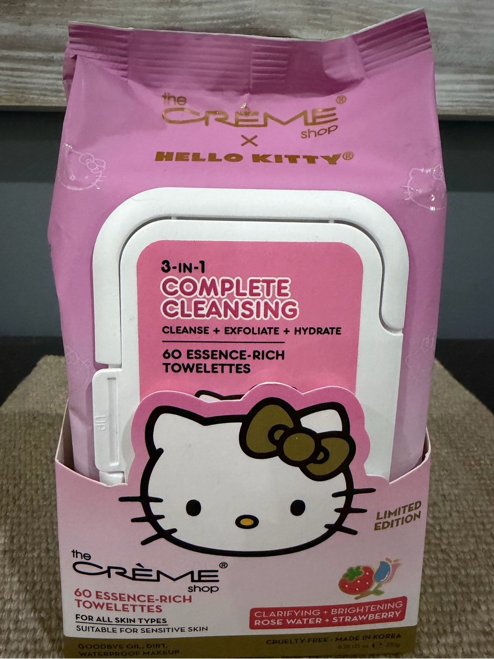 The Crème Shop Hello Kitty Limited Edition Cleansing Towelettes, 60 Count | NEW
